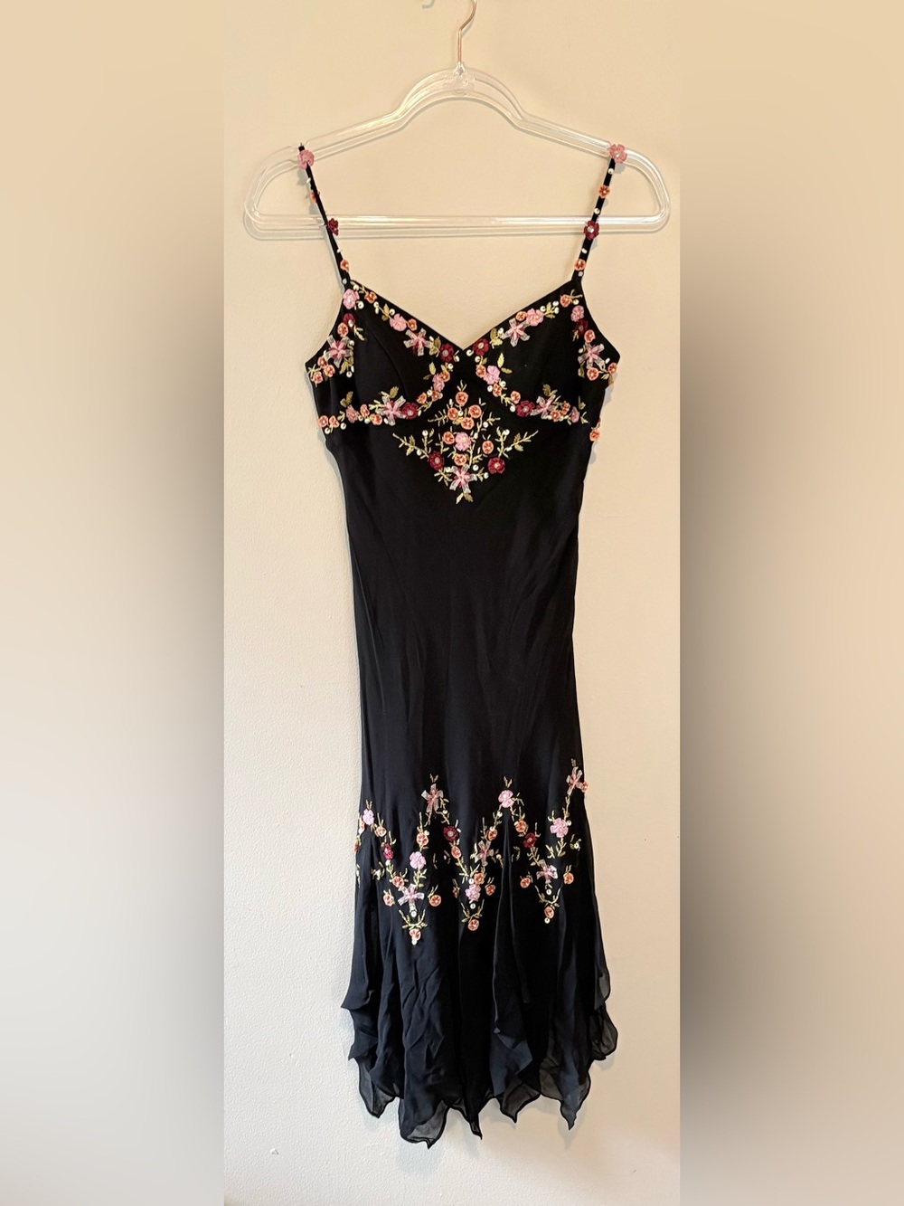 Vintage 90s Sue Wong black silk floral beaded asymmetrical hem dress - Picture 3 of 10
